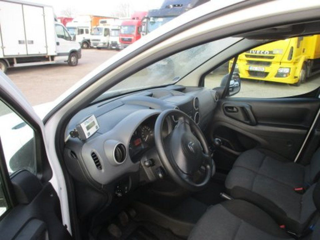 Citroën Berlingo izotherm - Refrigerated delivery van: picture 5 Citroën Berlingo izotherm - Refrigerated delivery van: picture 5