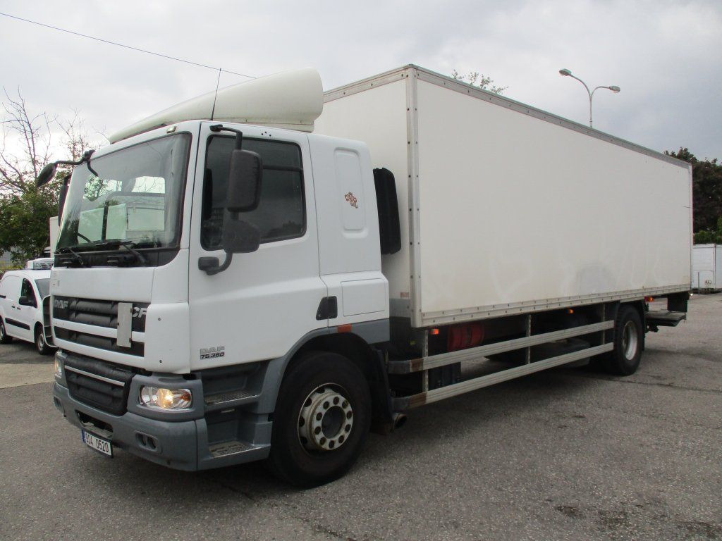 DAF CF 75.310 - Box truck: picture 1 DAF CF 75.310 - Box truck: picture 1