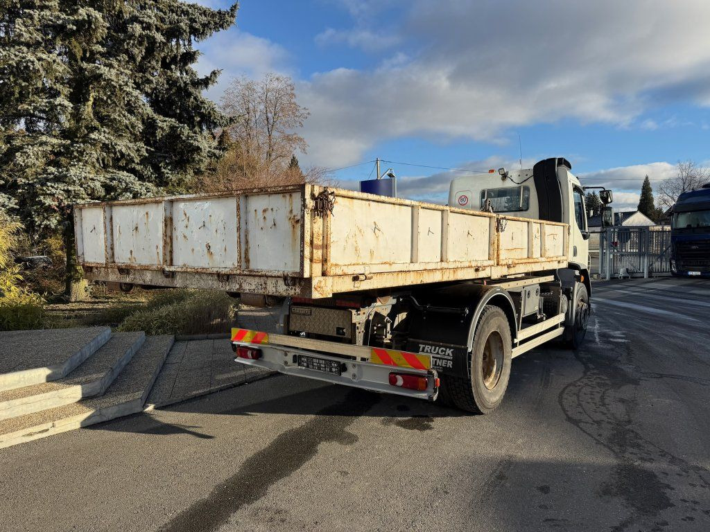 DAF LF55.220 - Hook lift truck: picture 4 DAF LF55.220 - Hook lift truck: picture 4