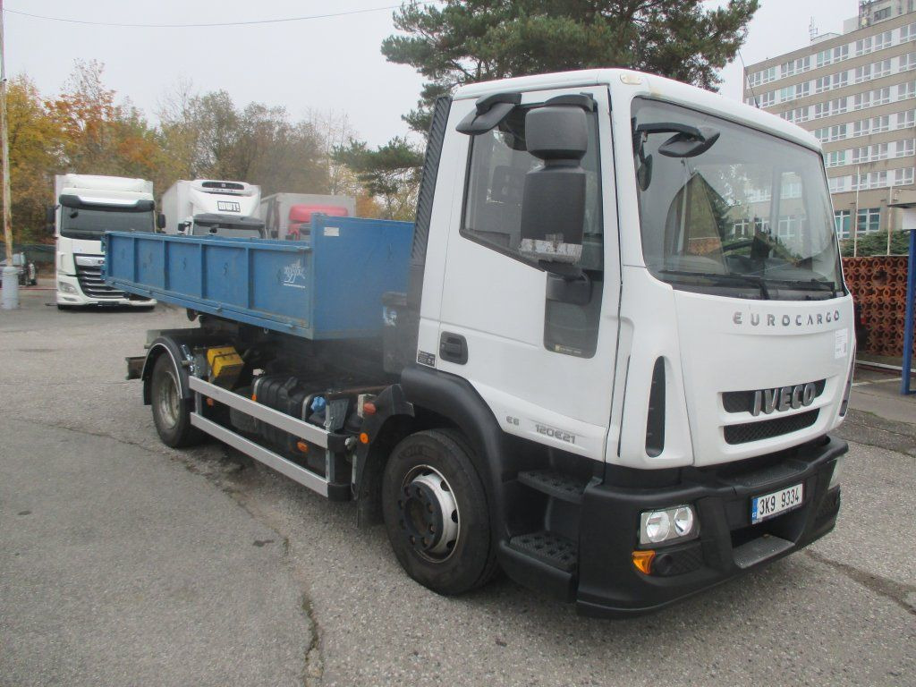 Iveco 120E Iveco 120E - Hook lift truck: picture 3 Iveco 120E Iveco 120E - Hook lift truck: picture 3