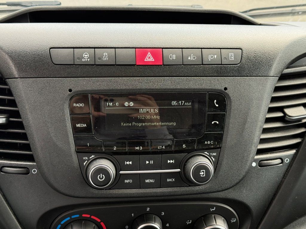 Iveco Daily 35C16 leasing Iveco Daily 35C16: picture 17