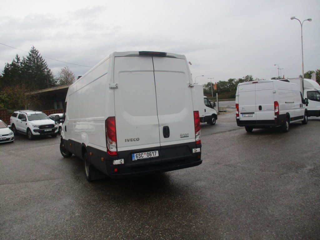 Iveco Daily 35C16 - Refrigerated delivery van: picture 3 Iveco Daily 35C16 - Refrigerated delivery van: picture 3