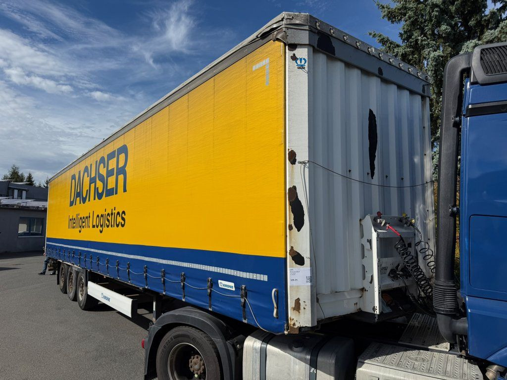 Krone SD - Curtainsider semi-trailer: picture 2 Krone SD - Curtainsider semi-trailer: picture 2