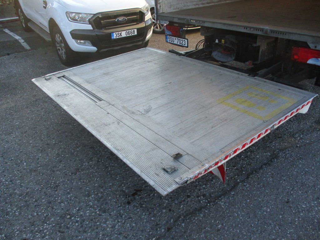 MAN TGL 12.220 - Curtainsider truck: picture 5 MAN TGL 12.220 - Curtainsider truck: picture 5