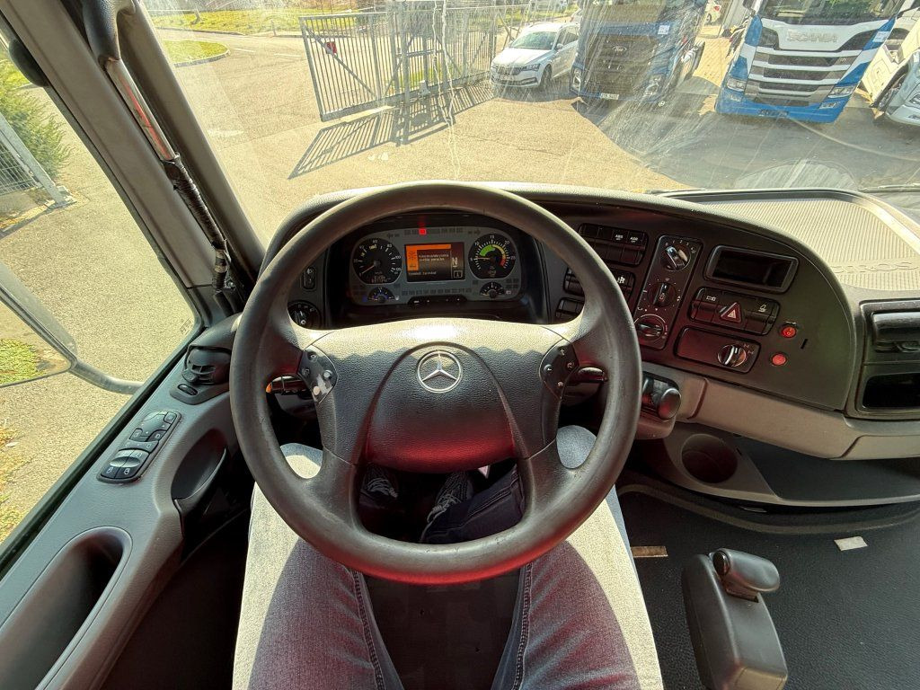 Tipper Mercedes-Benz 2641 Actros 6x4 EURO 4: picture 15 Tipper Mercedes-Benz 2641 Actros 6x4 EURO 4: picture 15