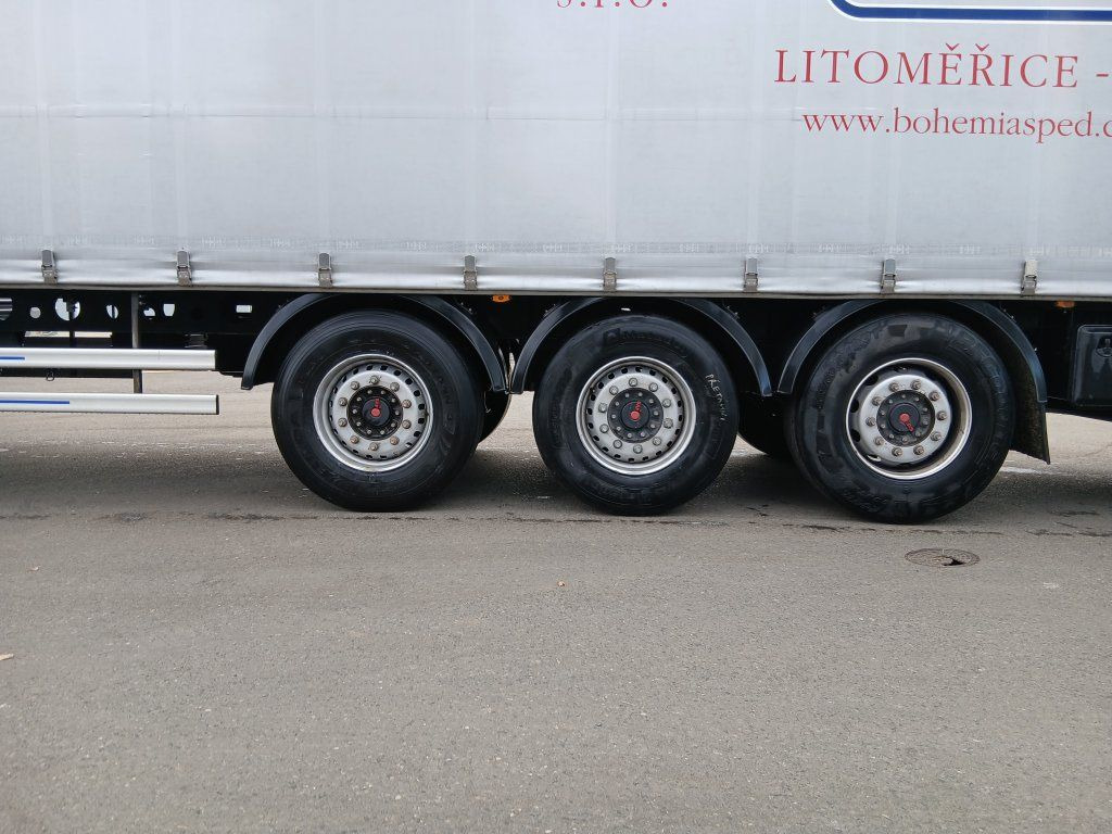 Schwarzmüller J-Serie S1 - Curtainsider semi-trailer: picture 4 Schwarzmüller J-Serie S1 - Curtainsider semi-trailer: picture 4