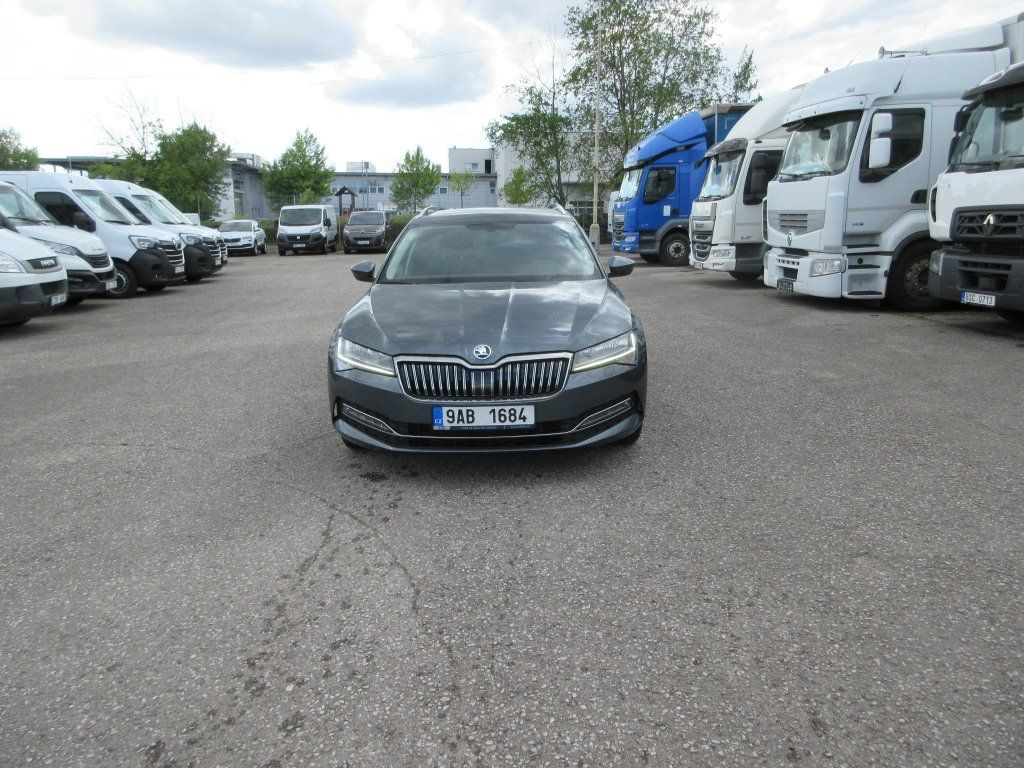 Skoda 2.0 Tdi Style - Station wagon: picture 2 Skoda 2.0 Tdi Style - Station wagon: picture 2