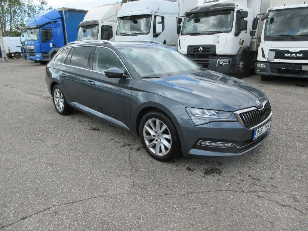 Skoda 2.0 Tdi Style - Station wagon: picture 3 Skoda 2.0 Tdi Style - Station wagon: picture 3