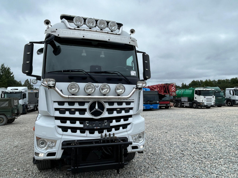 Mercedes-Benz Arocs 3253 | Joab L 24 ton 5750 mm | TULOSSA - Hook lift truck: picture 2 Mercedes-Benz Arocs 3253 | Joab L 24 ton 5750 mm | TULOSSA - Hook lift truck: picture 2