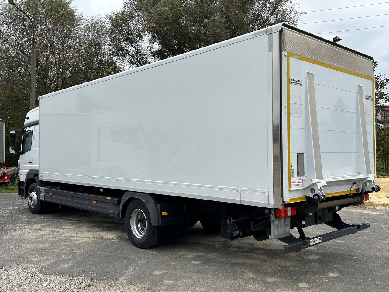 MERCEDES-BENZ ATEGO 1230 / BIGSPACE / 2020 / KOFFER 19 EPAL / LBW 2T - Box truck: picture 2 MERCEDES-BENZ ATEGO 1230 / BIGSPACE / 2020 / KOFFER 19 EPAL / LBW 2T - Box truck: picture 2