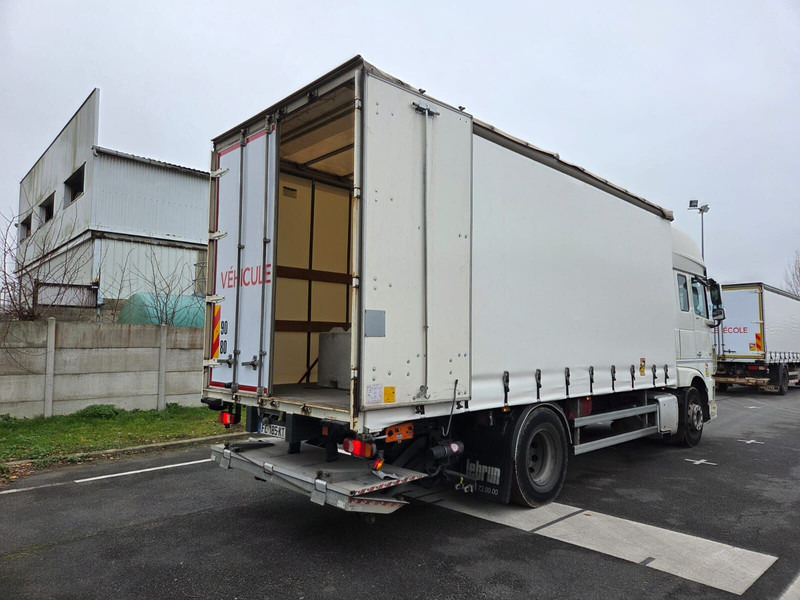 DAF XF 450 - auto-école - Curtainsider truck: picture 4 DAF XF 450 - auto-école - Curtainsider truck: picture 4