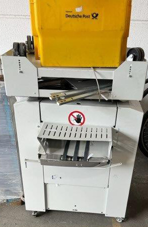 Bookletmaker Ernst Nagel Foldnak 100 with Trimmer 100 - Printing machinery: picture 2 Bookletmaker Ernst Nagel Foldnak 100 with Trimmer 100 - Printing machinery: picture 2