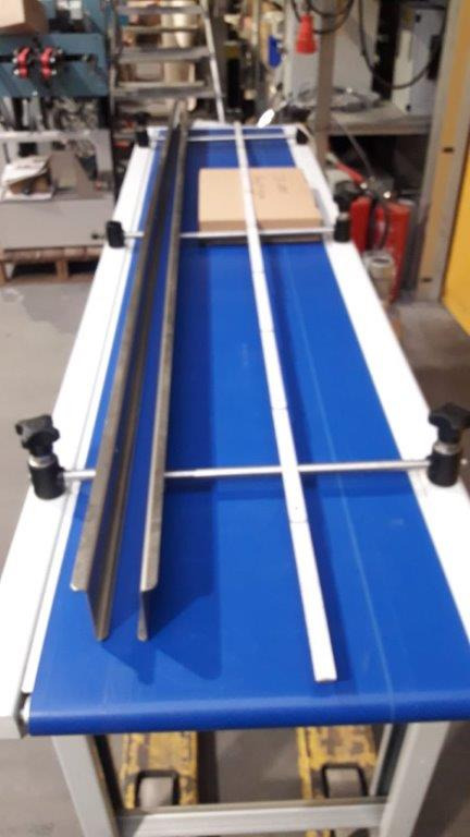 Frequency controlled conveyor belt 220x50cm - Belt conveyor: picture 1 Frequency controlled conveyor belt 220x50cm - Belt conveyor: picture 1