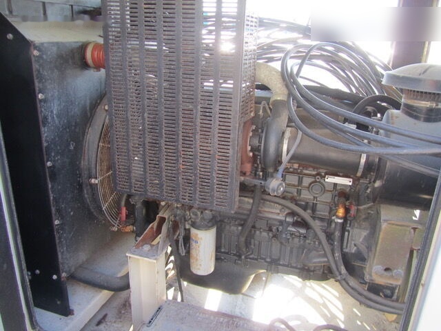 IVECO 250 kVa - Generator set: picture 2 IVECO 250 kVa - Generator set: picture 2