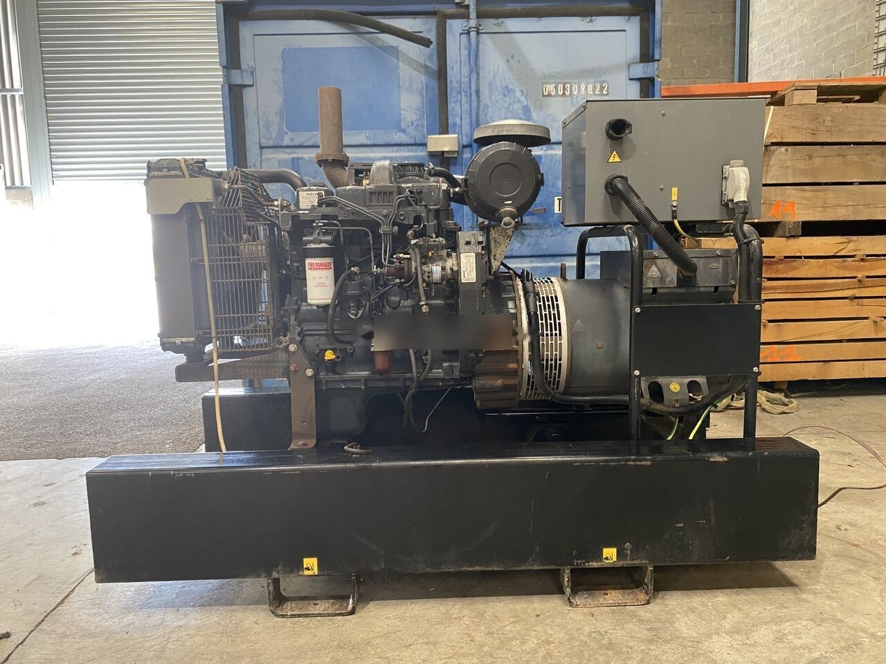 IVECO 60 kVa - Generator set: picture 2 IVECO 60 kVa - Generator set: picture 2