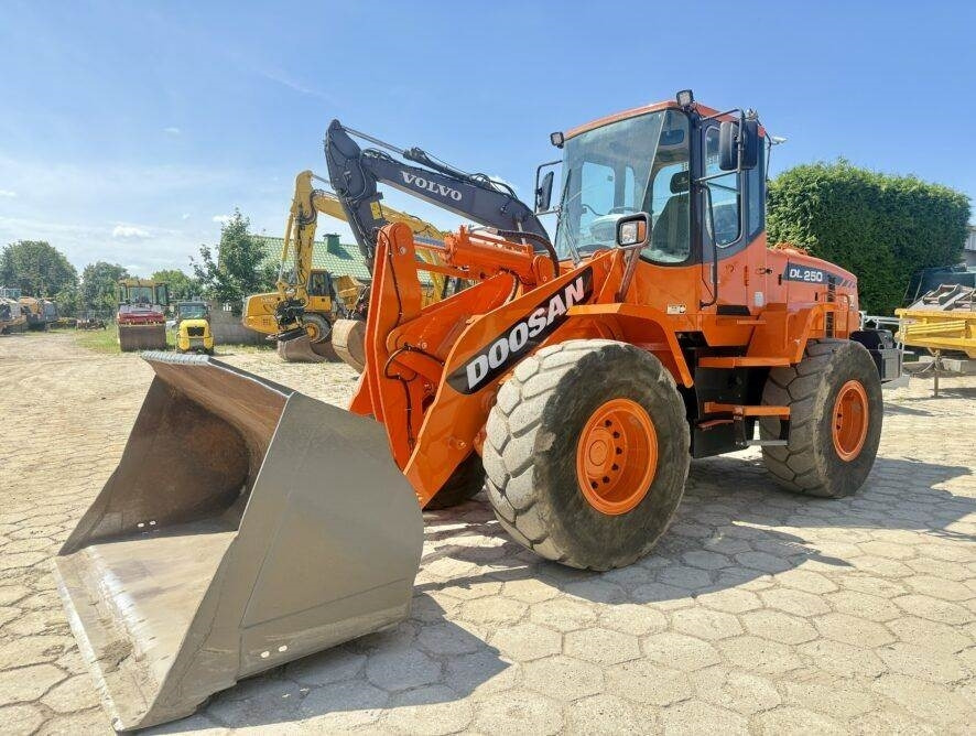 Doosan DL250 - Wheel loader: picture 5 Doosan DL250 - Wheel loader: picture 5