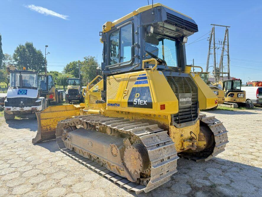 Komatsu D51EX-22 - Bulldozer: picture 2 Komatsu D51EX-22 - Bulldozer: picture 2