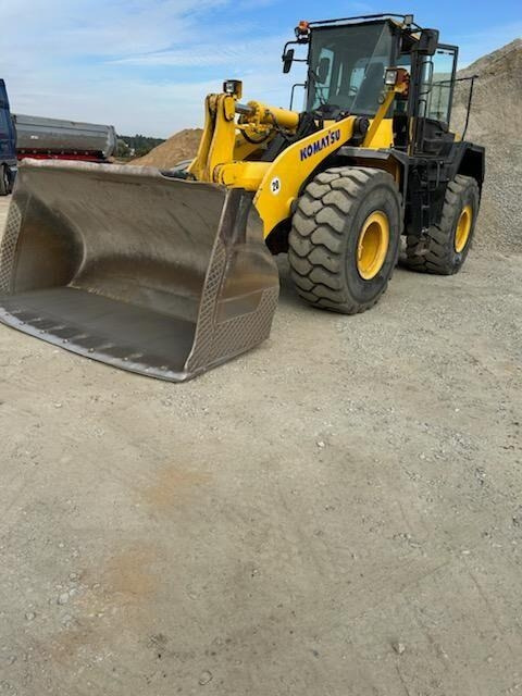 Komatsu WA470-6  - Wheel loader: picture 5 Komatsu WA470-6  - Wheel loader: picture 5