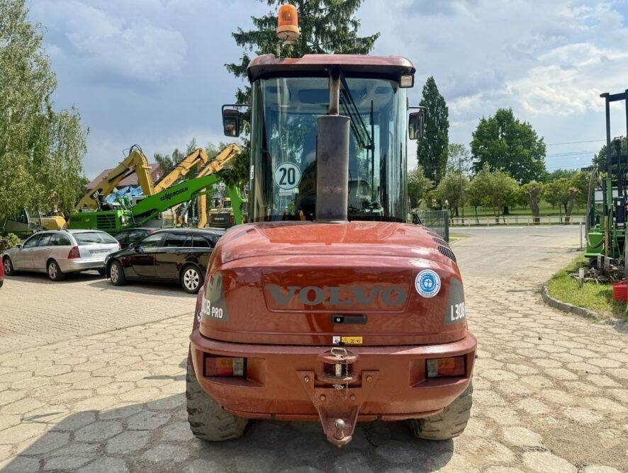 Volvo L30B Pro - Wheel loader: picture 5 Volvo L30B Pro - Wheel loader: picture 5