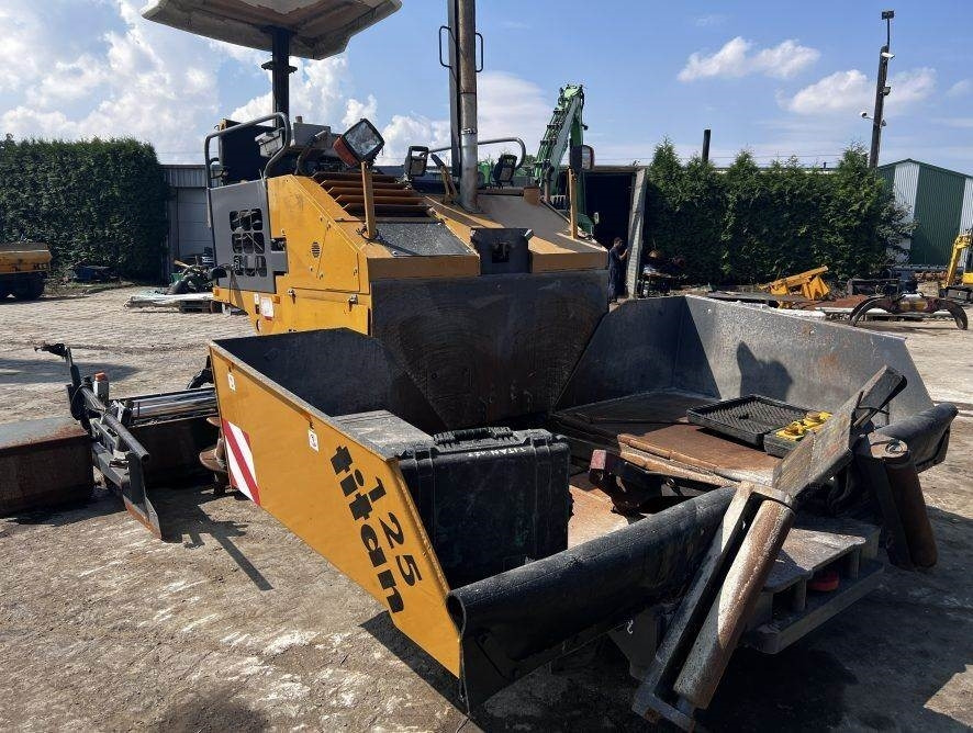 Volvo TITAN 125 - Asphalt paver: picture 2 Volvo TITAN 125 - Asphalt paver: picture 2