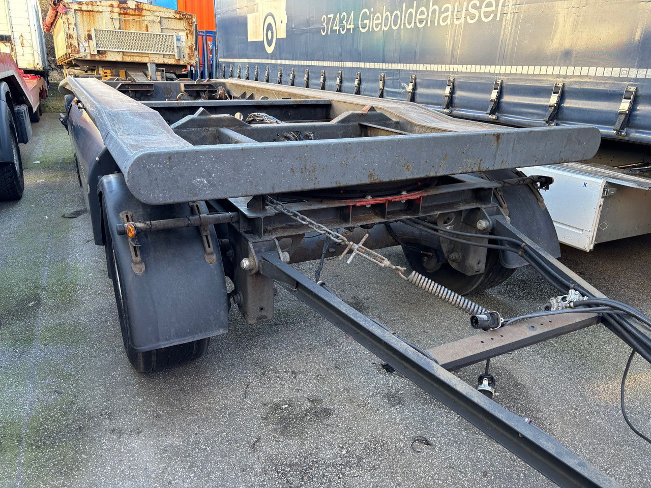 Jung R. TOP ZUSTAND / MICHELIN Ber. - Roll-off/ Skip trailer: picture 1 Jung R. TOP ZUSTAND / MICHELIN Ber. - Roll-off/ Skip trailer: picture 1