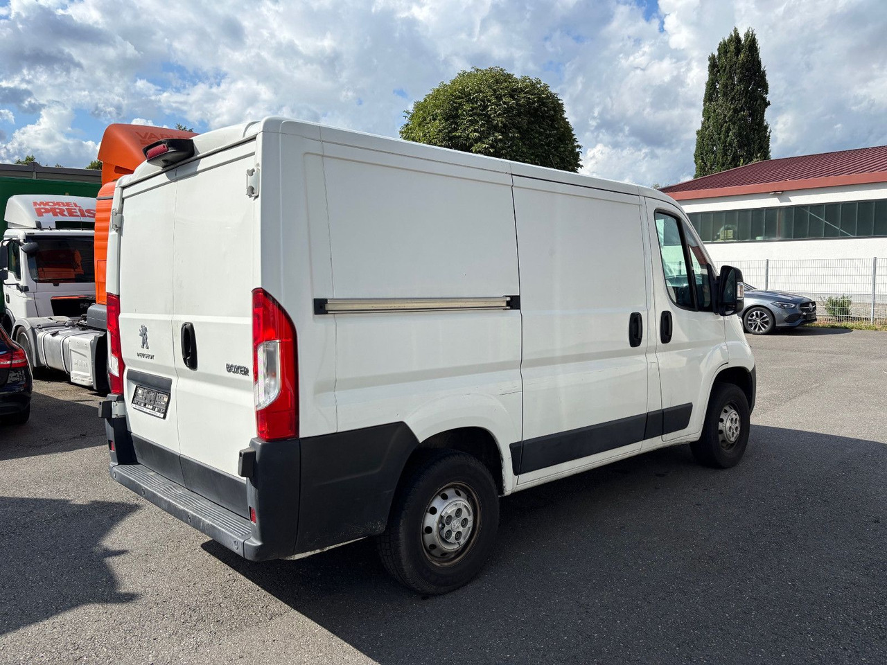 Small van Peugeot Boxer: picture 6 Small van Peugeot Boxer: picture 6