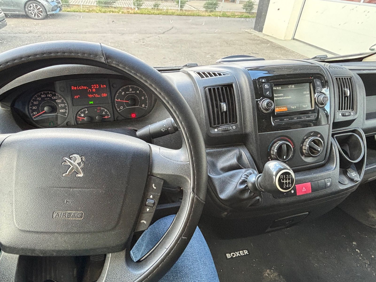 Small van Peugeot Boxer: picture 9 Small van Peugeot Boxer: picture 9