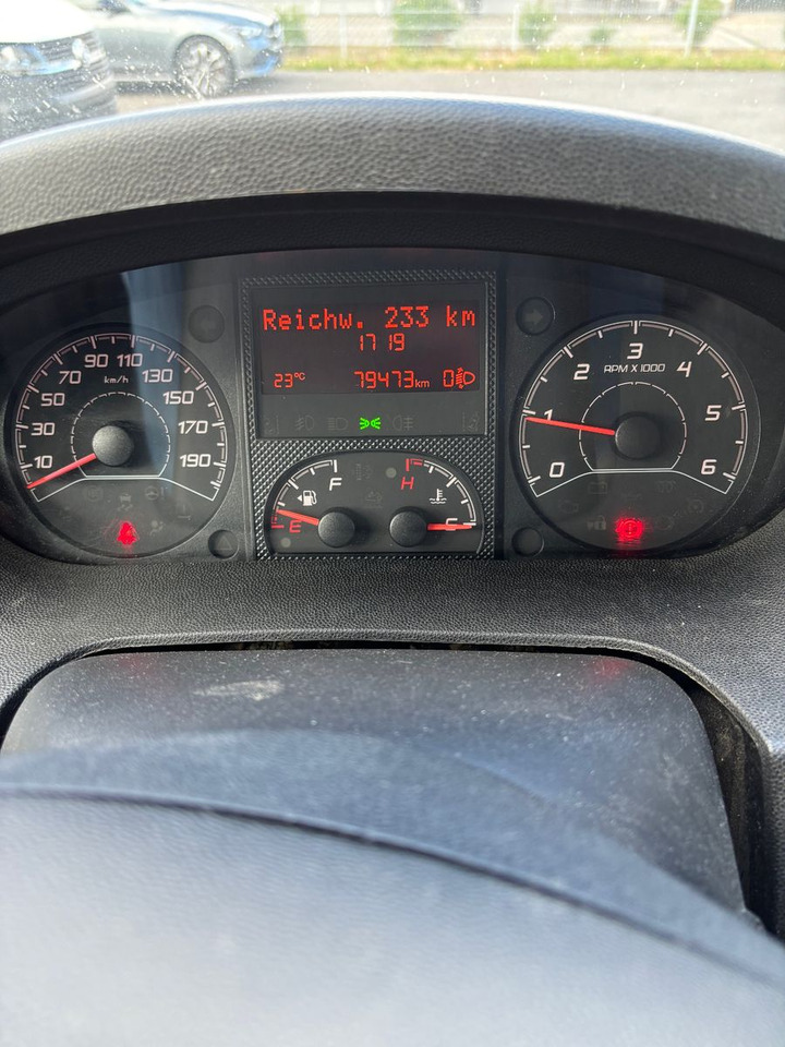 Small van Peugeot Boxer: picture 11 Small van Peugeot Boxer: picture 11