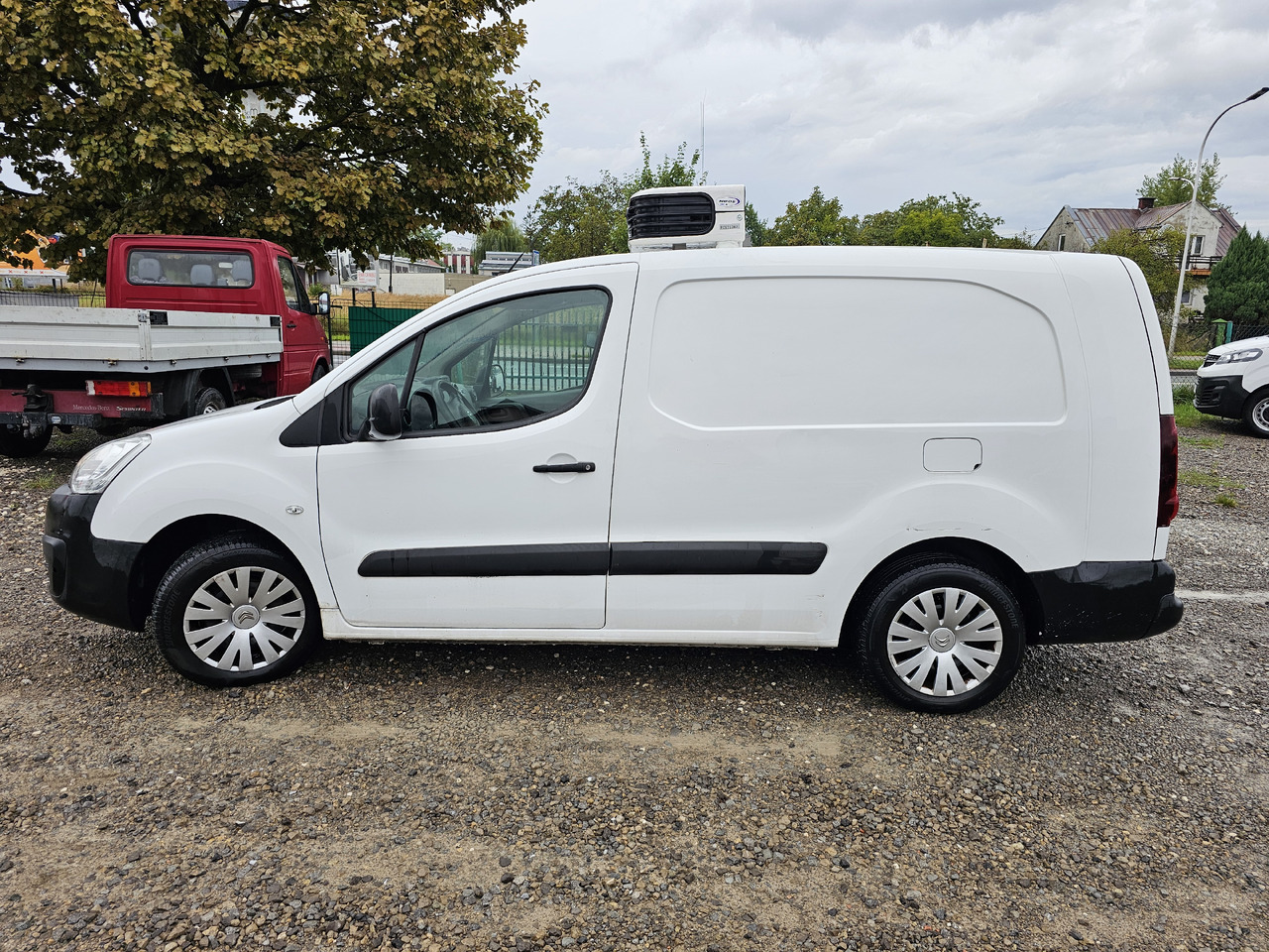 CITROËN Berlingo long chlodnia mroznia carrier Klima EURO6 - Refrigerated delivery van: picture 5 CITROËN Berlingo long chlodnia mroznia carrier Klima EURO6 - Refrigerated delivery van: picture 5