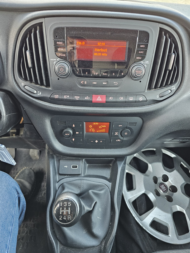 FIAT DOBLO LONG CHLODNIA carrier+230v KLIMA EURO6 - Refrigerated delivery van: picture 5 FIAT DOBLO LONG CHLODNIA carrier+230v KLIMA EURO6 - Refrigerated delivery van: picture 5