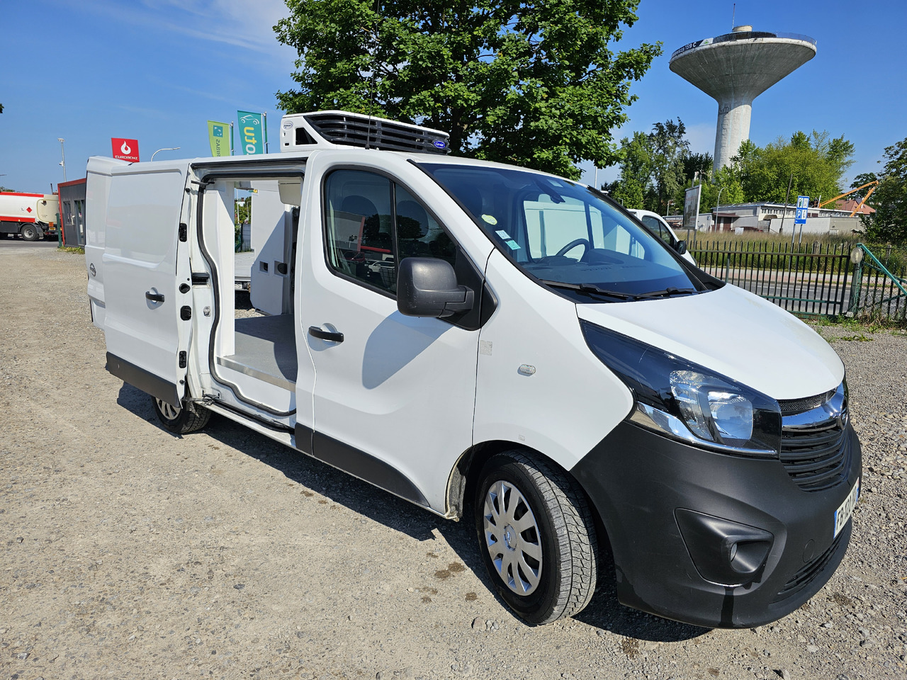 Refrigerated delivery van Opel VIVARO CHLODNIA CARRIER+230V KLIMA NAVI EURO6: picture 1