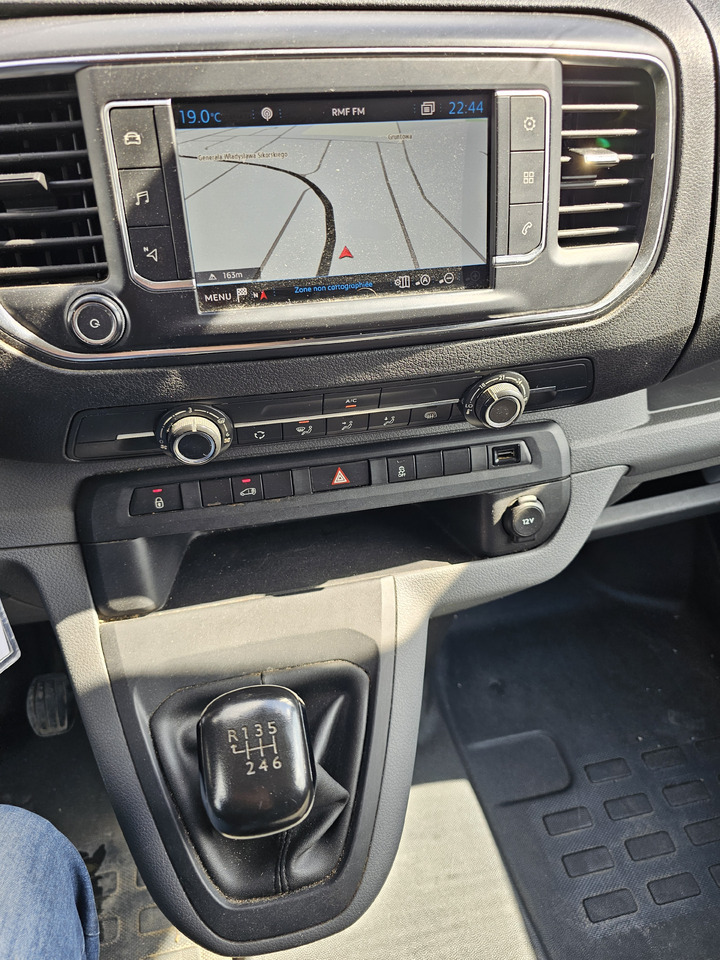 Refrigerated delivery van PEUGEOT Expert  CHLODNIA  CARRIER  KLIMA EURO6 [ Copy ]: picture 16