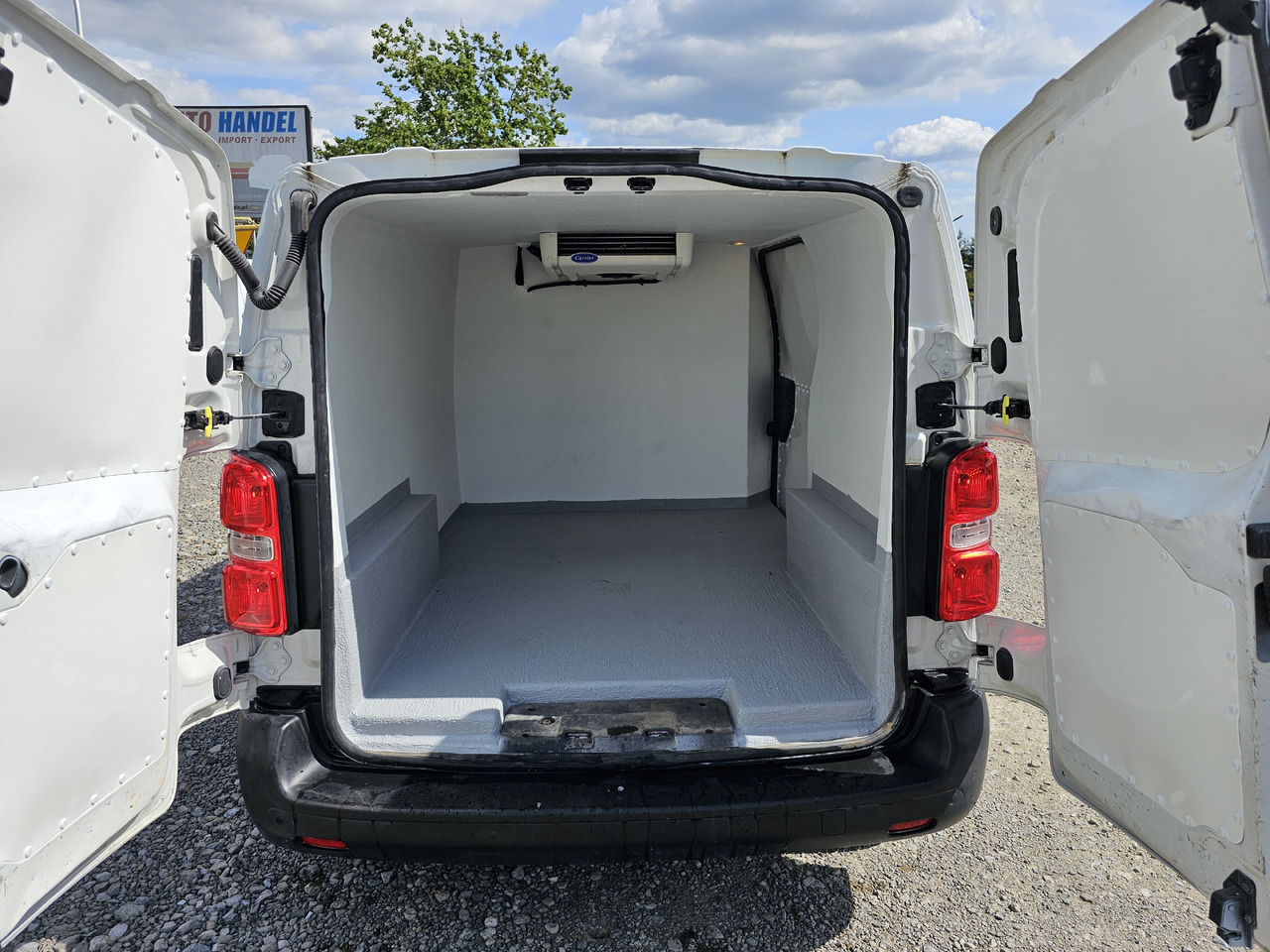 Refrigerated delivery van PEUGEOT Expert  CHLODNIA  CARRIER  KLIMA EURO6 [ Copy ]: picture 9