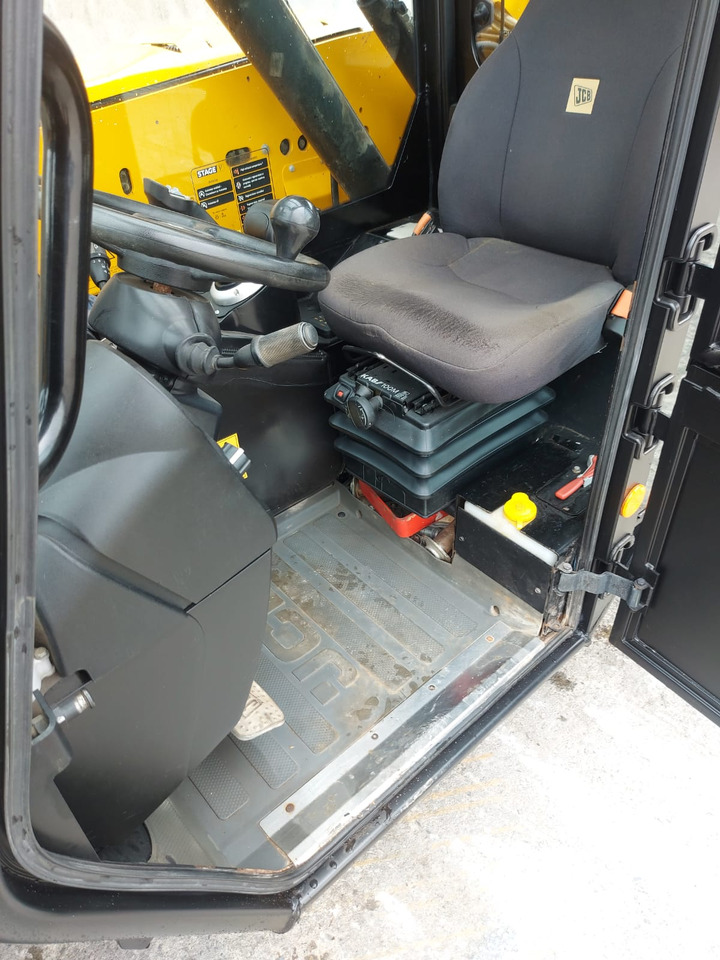 Construction machinery JCB 525-60: picture 19