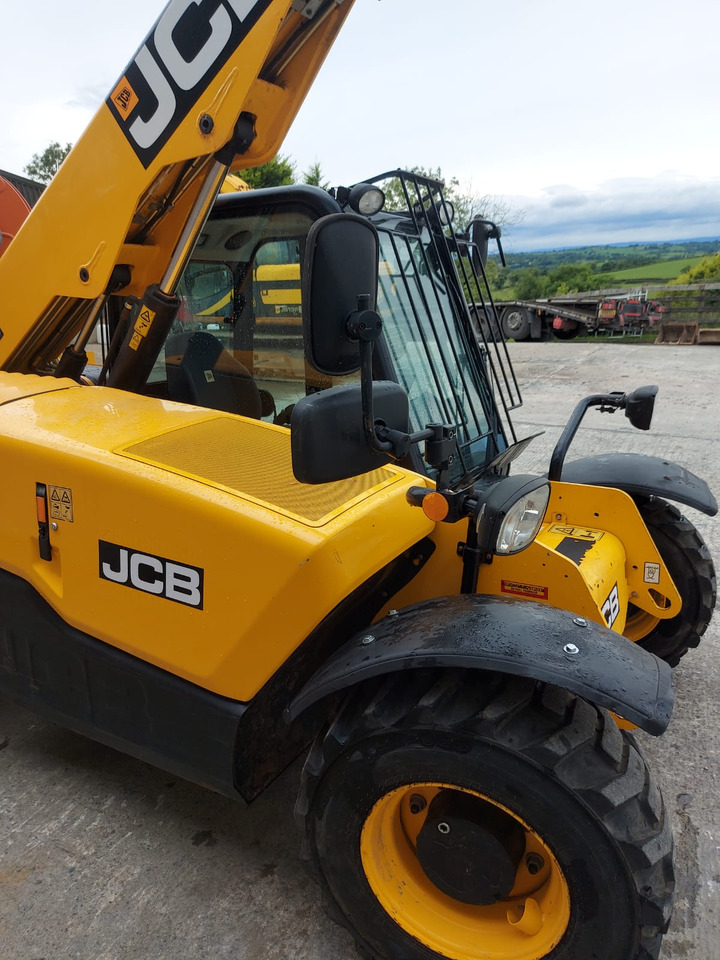 Construction machinery JCB 525-60: picture 10
