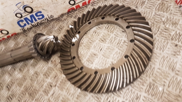 Case 1394, 1494 David Brown 1490 Rear Axle Bevel Gear Z 7/43 K965895 - Rear axle for Farm tractor: picture 2 Case 1394, 1494 David Brown 1490 Rear Axle Bevel Gear Z 7/43 K965895 - Rear axle for Farm tractor: picture 2
