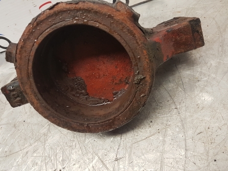 Case 4210, 4230, C90, Cx90, 895 Front Axle Support 1537607c1, 19066 - Front axle for Farm tractor: picture 3 Case 4210, 4230, C90, Cx90, 895 Front Axle Support 1537607c1, 19066 - Front axle for Farm tractor: picture 3