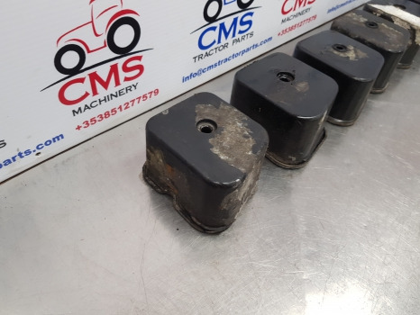 Case 5140, 5120, 5130, 5220, 5240, Engine Valve Cover Kit J928404 - Motorhead: picture 3 Case 5140, 5120, 5130, 5220, 5240, Engine Valve Cover Kit J928404 - Motorhead: picture 3
