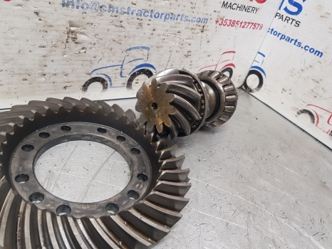 Case 5140, 5250 Front Axle Bevel Gear Z 11/32 065630; 81877c1; 81876c1; 065630 - Front axle for Farm tractor: picture 2 Case 5140, 5250 Front Axle Bevel Gear Z 11/32 065630; 81877c1; 81876c1; 065630 - Front axle for Farm tractor: picture 2