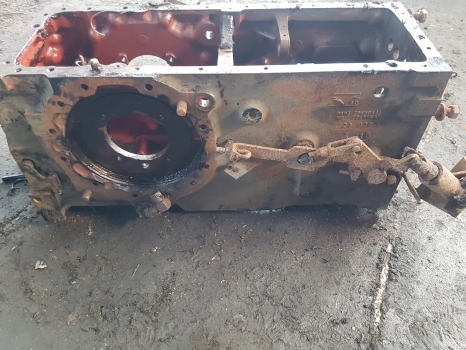 Case Cx100, Cx50, Cx60, Cx70, Cx90 Rear Axle Housing 254365a1, 254364a1 - Rear axle for Farm tractor: picture 1 Case Cx100, Cx50, Cx60, Cx70, Cx90 Rear Axle Housing 254365a1, 254364a1 - Rear axle for Farm tractor: picture 1