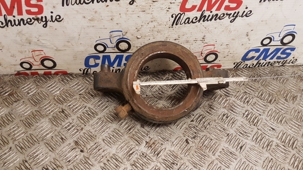 Case Cx70, Cx80, Cx90, Cx100 Front Axle Support Rear B510160 - Front axle for Farm tractor: picture 1 Case Cx70, Cx80, Cx90, Cx100 Front Axle Support Rear B510160 - Front axle for Farm tractor: picture 1