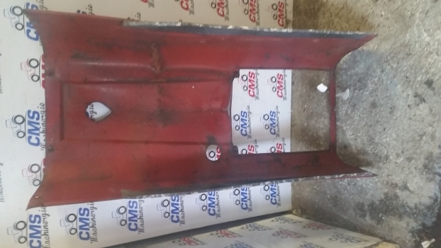 Case International 364, 444, 374, 2350 Engine Bonnet Hood Panel 3114083r2 - Hood for Farm tractor: picture 3 Case International 364, 444, 374, 2350 Engine Bonnet Hood Panel 3114083r2 - Hood for Farm tractor: picture 3