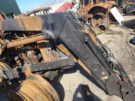 Case Mxm120, Mxm140, Mxm130 New Holland Tm120, Tm140, Tm150 Rossmore Loader - Front loader for tractor: picture 5 Case Mxm120, Mxm140, Mxm130 New Holland Tm120, Tm140, Tm150 Rossmore Loader - Front loader for tractor: picture 5