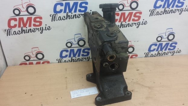 Case Mxm175, Mxm190 New Holland Tm175, Tm190 47123177 Center Diverter Valve - Hydraulic valve for Farm tractor: picture 2 Case Mxm175, Mxm190 New Holland Tm175, Tm190 47123177 Center Diverter Valve - Hydraulic valve for Farm tractor: picture 2