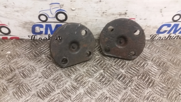 Caterpillar Th 406, 407, 336, 337 Rear Front Axle King Pin Bottom Pair 320-7371 - Steering for Telescopic handler: picture 1 Caterpillar Th 406, 407, 336, 337 Rear Front Axle King Pin Bottom Pair 320-7371 - Steering for Telescopic handler: picture 1