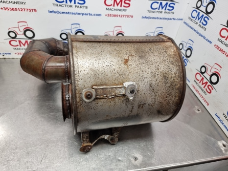 Claas Ares 656, 696, 616, 826, 600, 800 Series Exhaust Box Silencer 7700042338 - Muffler/ Exhaust system: picture 3 Claas Ares 656, 696, 616, 826, 600, 800 Series Exhaust Box Silencer 7700042338 - Muffler/ Exhaust system: picture 3