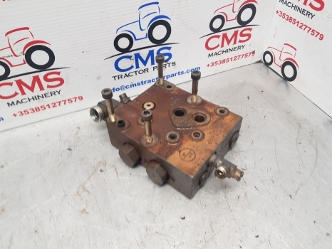Claas Axion 800 Ares Arion 640 Hydraulic Priority Valve 0011330290, 0011330291 - Hydraulic valve for Farm tractor: picture 4 Claas Axion 800 Ares Arion 640 Hydraulic Priority Valve 0011330290, 0011330291 - Hydraulic valve for Farm tractor: picture 4