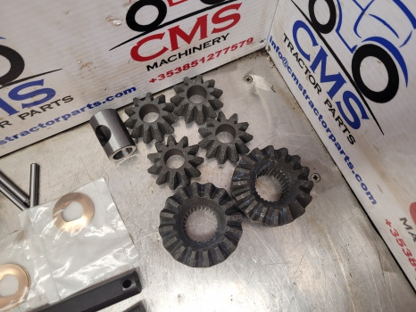 Claas, Mccormick, Carraro Proactive Suspension Front Axle Differential Core Kit 6000103942 - Front axle: picture 2 Claas, Mccormick, Carraro Proactive Suspension Front Axle Differential Core Kit 6000103942 - Front axle: picture 2