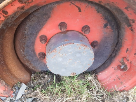 Claas Scorpion 732, 736, 741 Front Axle Hub Rhs Complete 0019230840, - Front axle: picture 1 Claas Scorpion 732, 736, 741 Front Axle Hub Rhs Complete 0019230840, - Front axle: picture 1