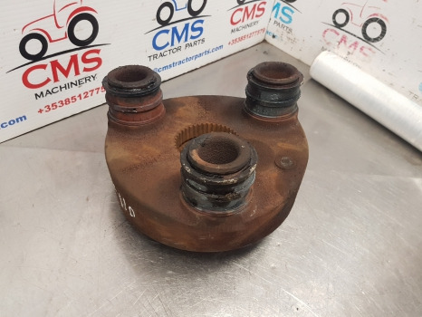 Deutz Agrotron 110, 6m Mk3, Rear Axle Planet Gear Flange 04419748 - Rear axle: picture 2 Deutz Agrotron 110, 6m Mk3, Rear Axle Planet Gear Flange 04419748 - Rear axle: picture 2